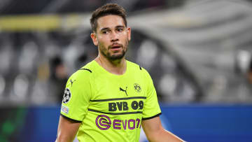 Raphael Guerreiro wird dem BVB erstmal fehlen